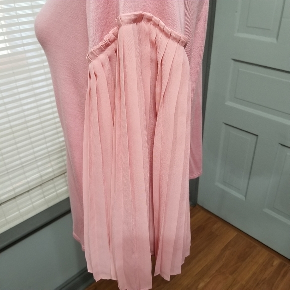 Lane Bryant Pink Super Soft Pleated Sleeves Top size 14 Petite - Picture 6 of 6